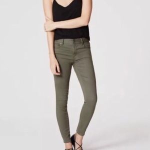 NWOT Loft Olive Green Jeggings/Leggings - 25/0